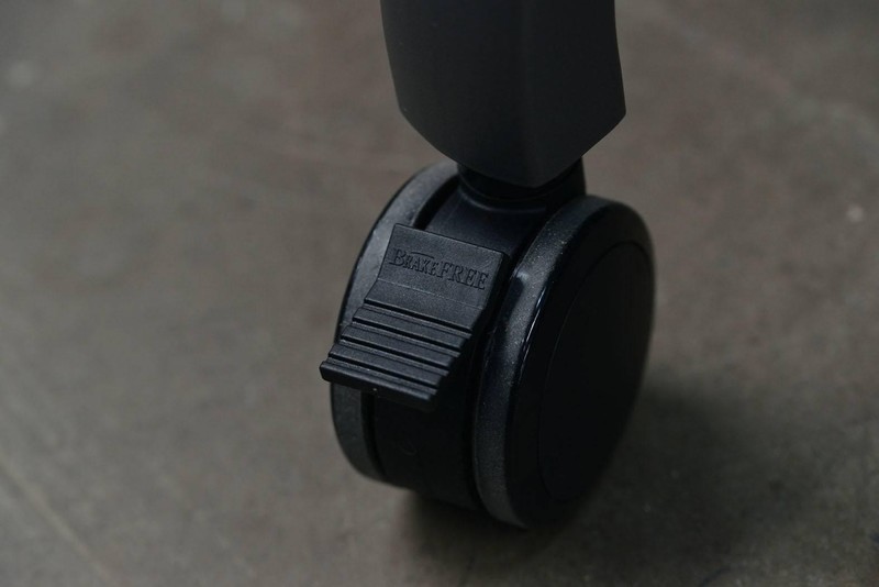 提词器 背景板 演示大屏 看MAXHUB V5如何在MCN公司显身手