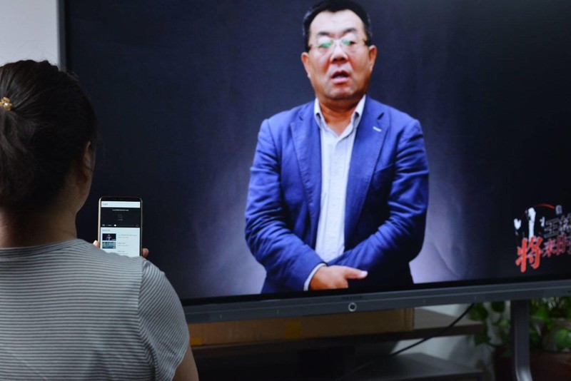 提词器 背景板 演示大屏 看MAXHUB V5如何在MCN公司显身手