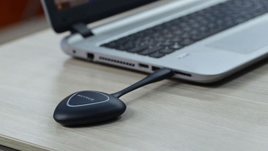 提词器 背景板 演示大屏 看MAXHUB V5如何在MCN公司显身手