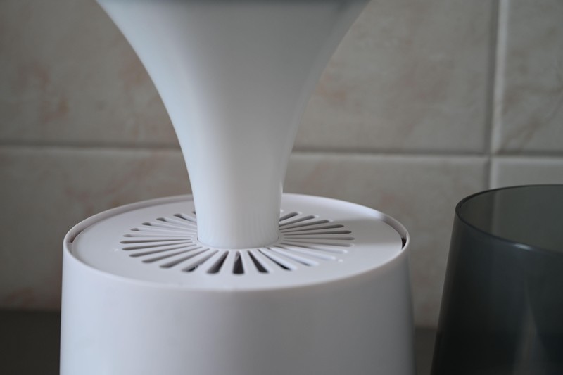 即可空气净化又可做台灯使用，一机多用我选康佳智能空气净化灯