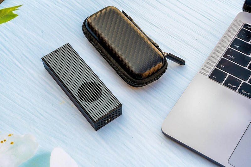 ORCIO NVME硬盘盒搭配扩展卡评测：提速至20Gbps