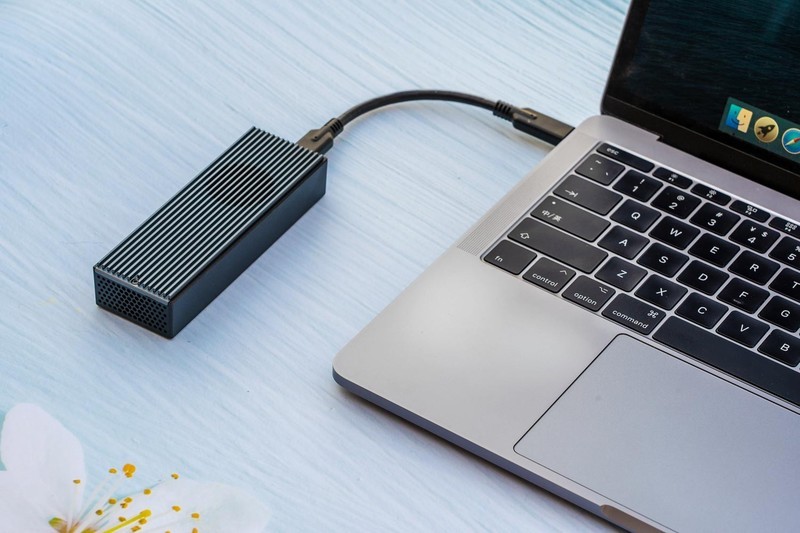 ORCIO NVME硬盘盒搭配扩展卡评测：提速至20Gbps