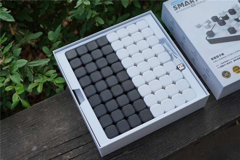 计客智能空间四子棋多维度的互动对战乐趣多多