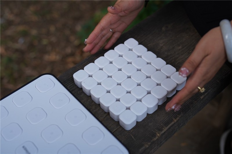 计客智能空间四子棋多维度的互动对战乐趣多多