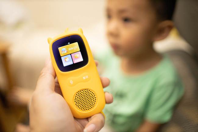 新手奶爸的育儿神器，便携智能AI复读机，牛听听超记牛