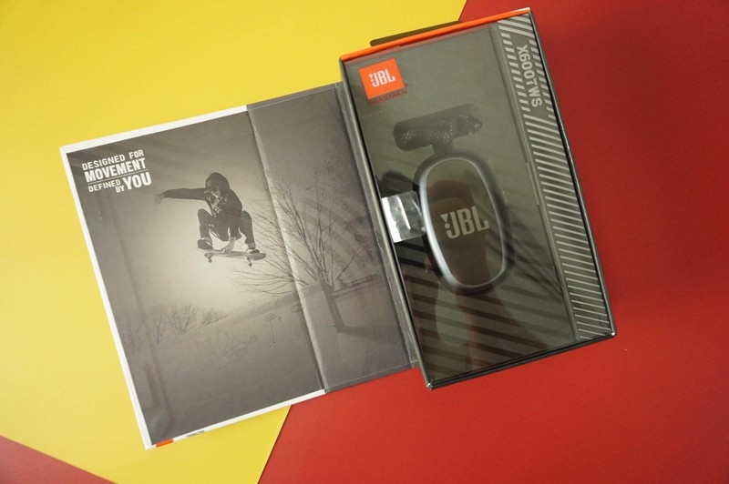 拧螺丝般的抓力，让运动更带感，JBL X600TWS体验