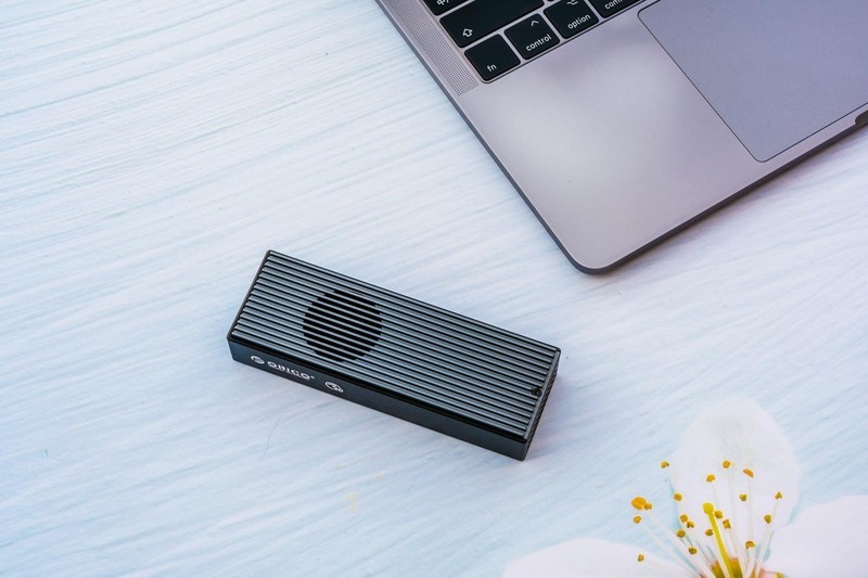 ORCIO NVME硬盘盒搭配扩展卡评测：提速至20Gbps