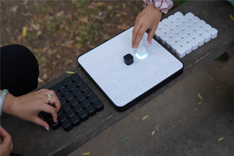 计客智能空间四子棋多维度的互动对战乐趣多多