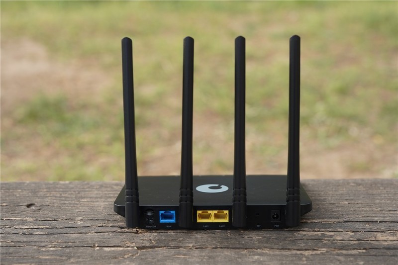 蒲公英X4C无线路由器在宿舍和出租房4G上网真方便