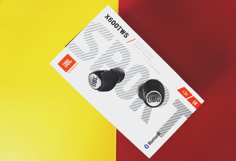 拧螺丝般的抓力，让运动更带感，JBL X600TWS体验