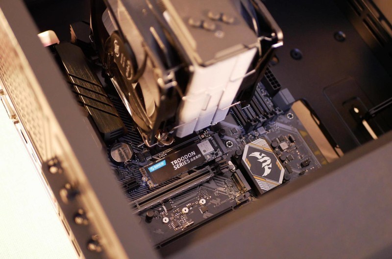 从电源到散热，从机箱到显卡，这套攒机清单今年双十二值得收藏