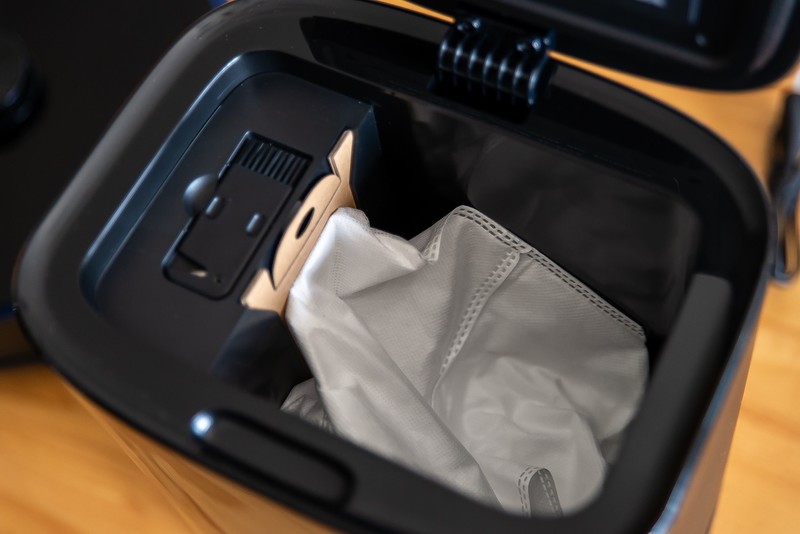 云米又出爆款：会自动倒垃圾的扫地机，清洁阿姨摇头苦叹