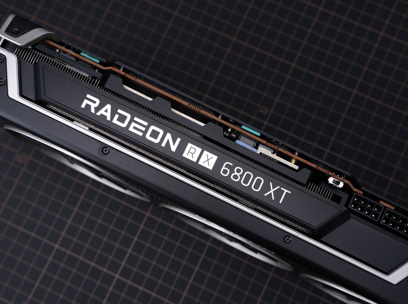 非公版更强 讯景XFX RX6800 XT海外版显卡评测