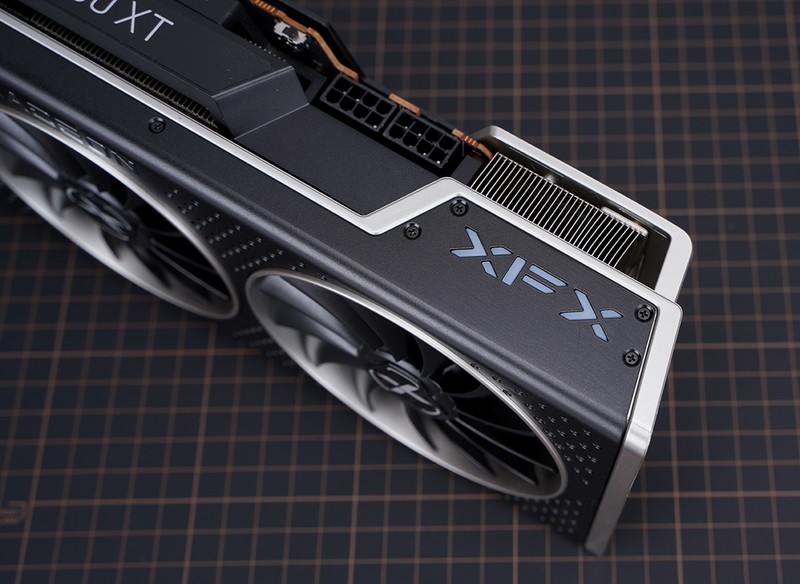 非公版更强 讯景XFX RX6800 XT海外版显卡评测