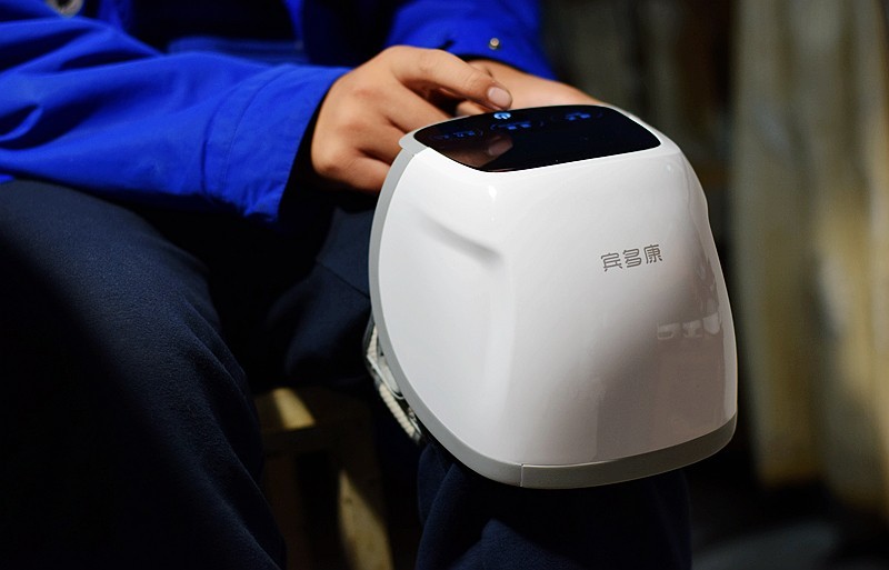 按摩专家宾多康护膝宝，激光照射仿真按摩，守护您膝部关节健康