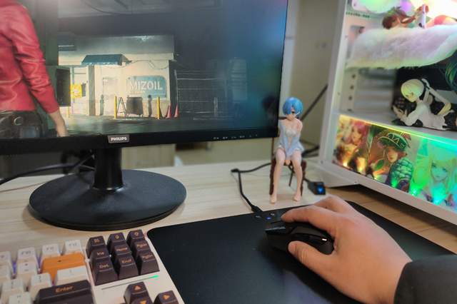 电竞和无线更般配——雷柏V10 RGB鼠标垫兼VT350Q鼠标测评