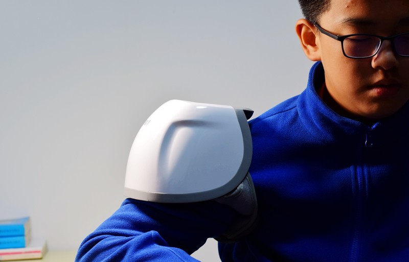 按摩专家宾多康护膝宝，激光照射仿真按摩，守护您膝部关节健康