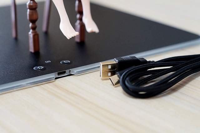 电竞和无线更般配——雷柏V10 RGB鼠标垫兼VT350Q鼠标测评