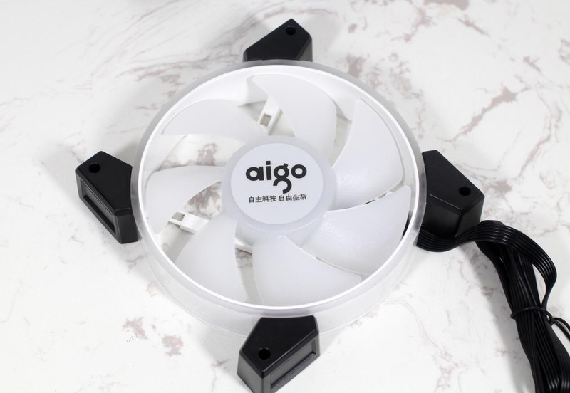 2020年开学，实装一台属于年轻人的游戏主机