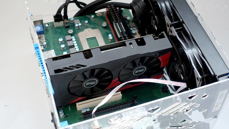 益德CPU反装双极主板体验：是耍帅还是实用