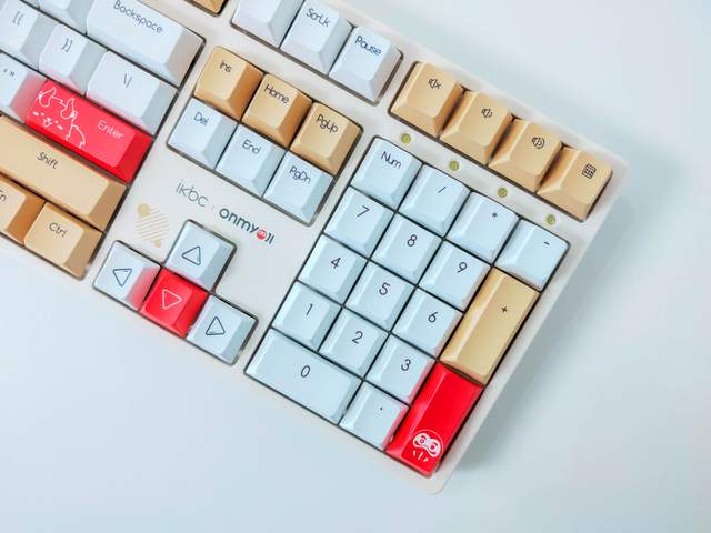 阴阳师顶流入侵电竞界，ikbc机械键盘+安德斯特电竞椅套装评测