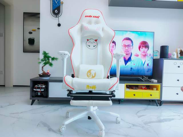 阴阳师顶流入侵电竞界，ikbc机械键盘+安德斯特电竞椅套装评测