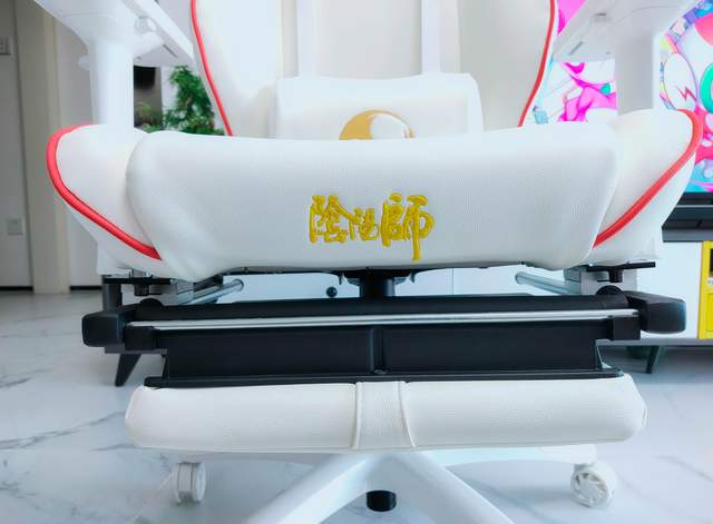 阴阳师顶流入侵电竞界，ikbc机械键盘+安德斯特电竞椅套装评测