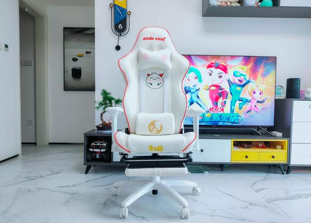 阴阳师顶流入侵电竞界，ikbc机械键盘+安德斯特电竞椅套装评测