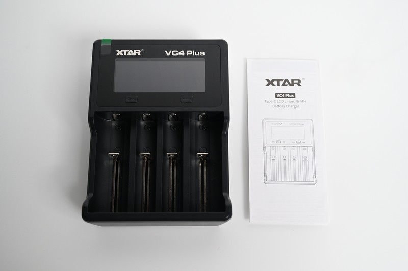 兼容超全的电池充电器，速度也挺快，XTAR VC4 PLUS锂电充电器上手
