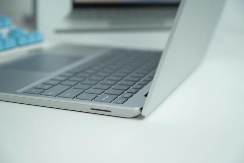 在路上的生产力工具，我的第四台苏菲Surface Laptop Go上手体验