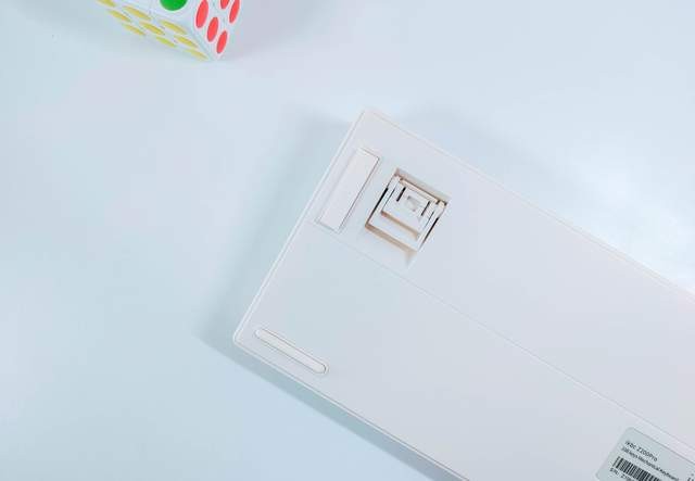 阴阳师顶流入侵电竞界，ikbc机械键盘+安德斯特电竞椅套装评测