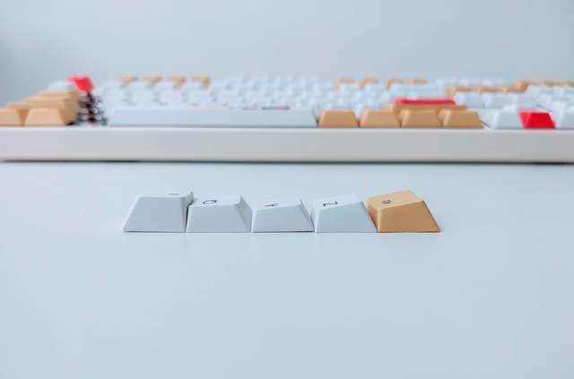 阴阳师顶流入侵电竞界，ikbc机械键盘+安德斯特电竞椅套装评测