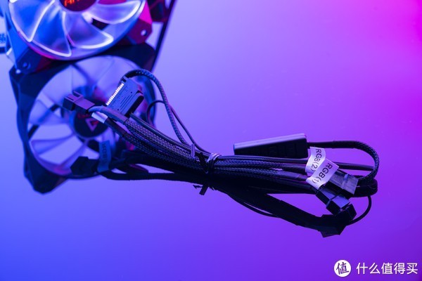 可压8核心处理器？安钛克 K240散热器测试