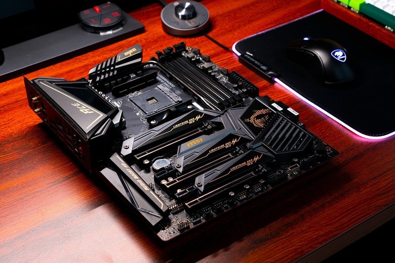 可压8核心处理器？安钛克 K240散热器测试