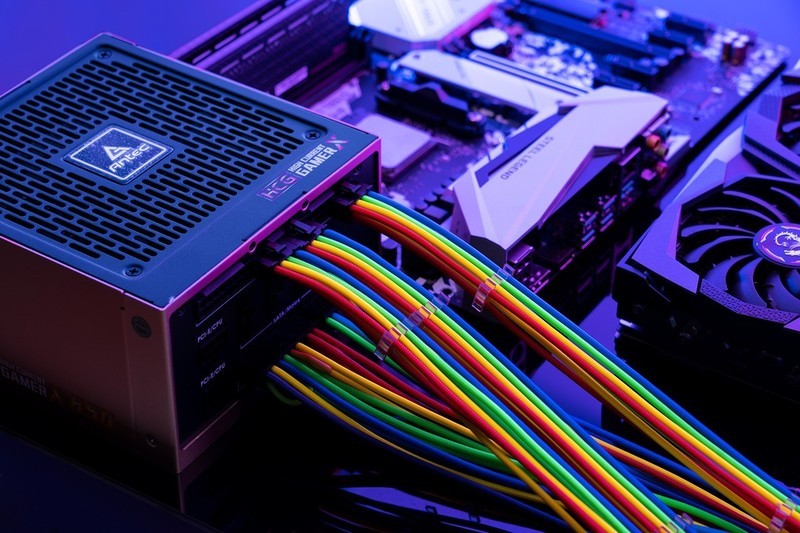 可压8核心处理器？安钛克 K240散热器测试