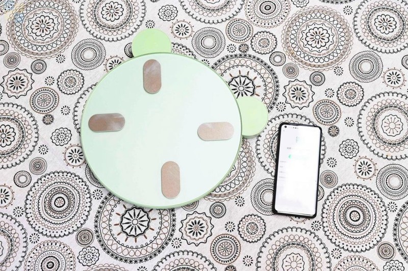 小巧可爱的体脂秤，帮你塑造更健康的体型，咕咚小魔瘦上手