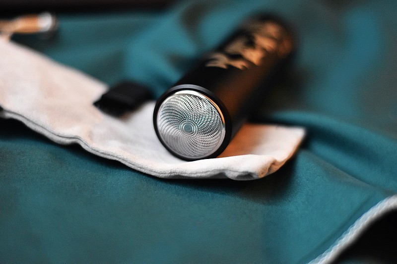 天降大任，舍我其谁？须眉涡轮三叶剃须刀天降大任H6