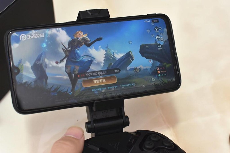 王者荣耀物理外挂，飞智八爪鱼2游戏手柄体验