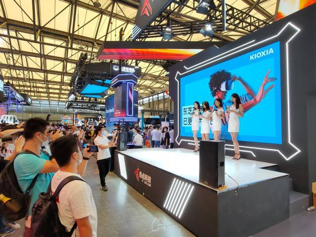 热点科技再次加盟chinajoy-数码产品丰富，拯救者电竞手机Pro表现抢眼