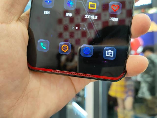 热点科技再次加盟chinajoy-数码产品丰富，拯救者电竞手机Pro表现抢眼