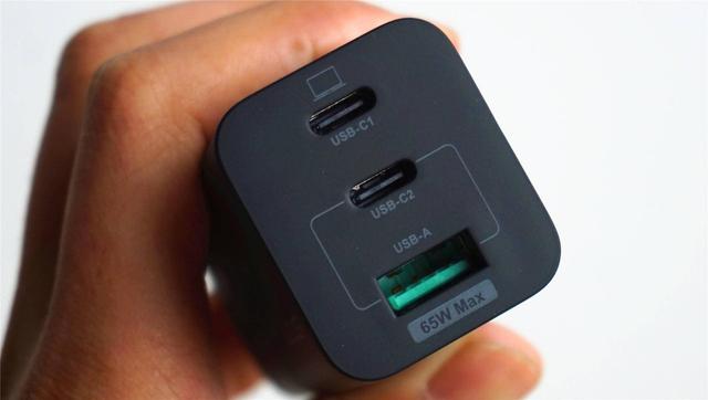 两百元出头的电友GaN充电头开箱评测：一文带你看懂它贵在哪