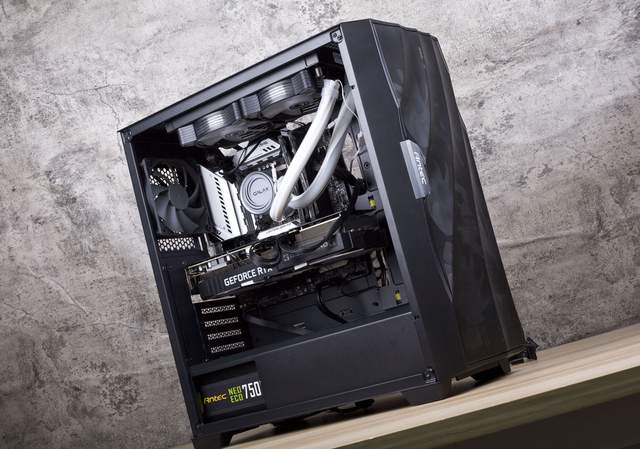 全员RGB时代水冷管也不能放过，影驰魔影240R性能与颜值体验