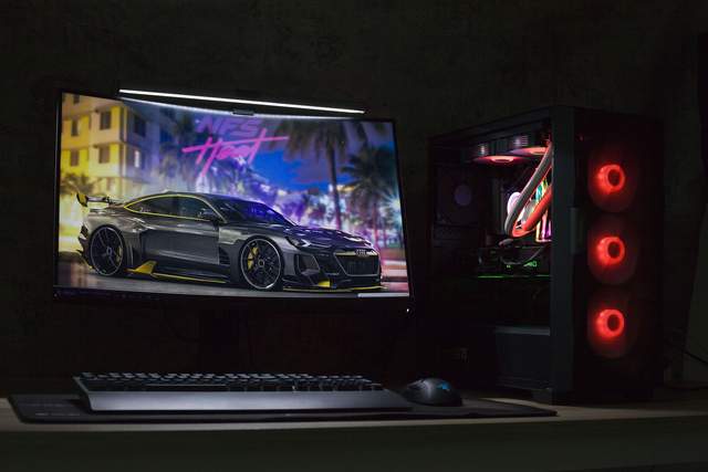 全员RGB时代水冷管也不能放过，影驰魔影240R性能与颜值体验