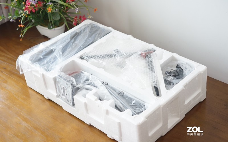 电竞者的色彩显示专家，泰坦军团大金刚4K显示器T27UG体验测评