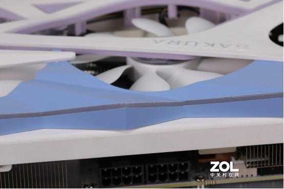 【血赚】好看就完事了？盈通RTX3070樱瞳花嫁简评针不戳！