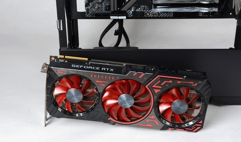 海鲜市场的二手显卡能买么？下单一片2080S显卡装机实测告诉你