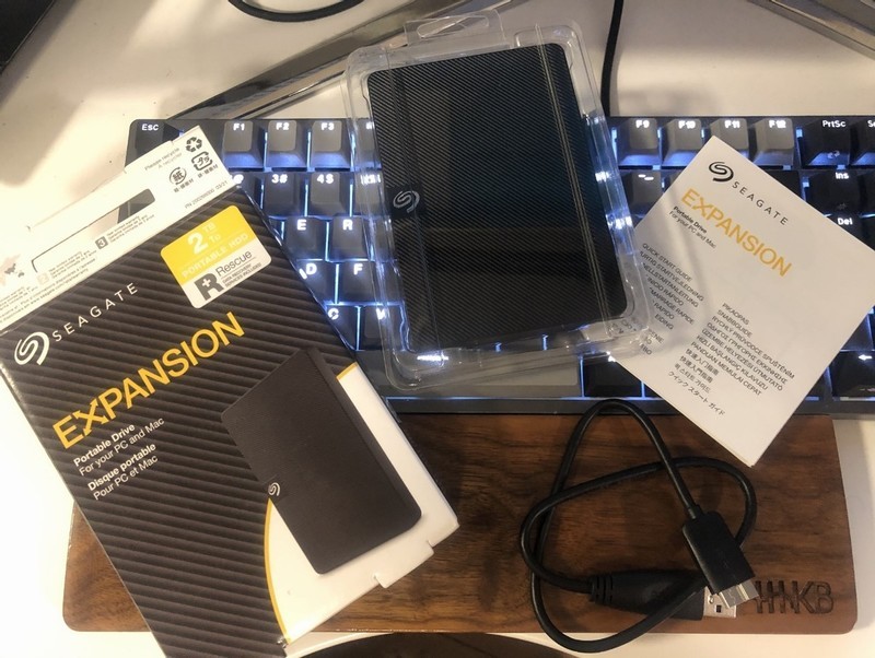 沉稳大气不失活力·希捷睿翼2.5英寸移动硬盘，工作上的好帮手