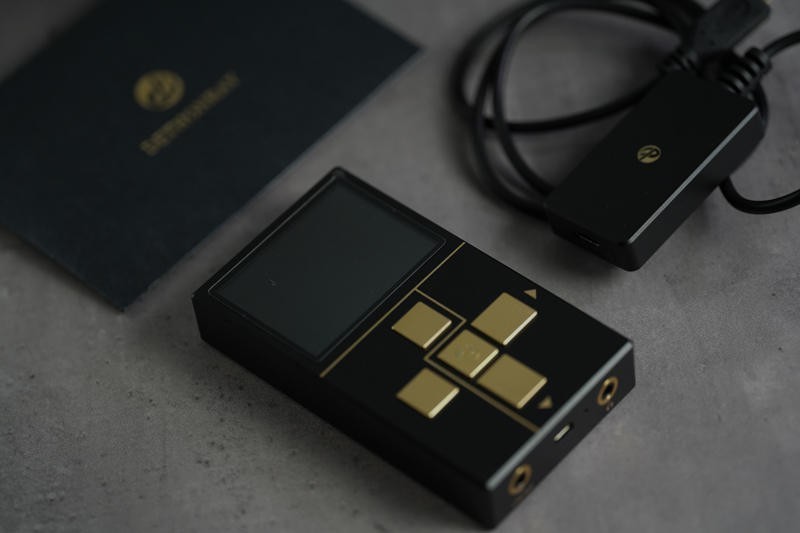 德森瑞DTR+播放器和Tender I 平板Hifi耳塞试听小记