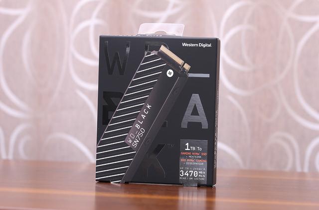 有颜值有速度，WD_BLACK SN750 NVMe SSD EKWB 版 1TB 装机测试