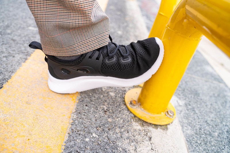 买啥耐克，看看这款百元轻运动跑鞋——咕咚5k跑鞋体验